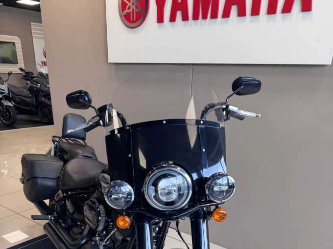 HARLEY-DAVIDSON SOFTAIL HERITAGE 1870 CLASSIC FLHC 114 4