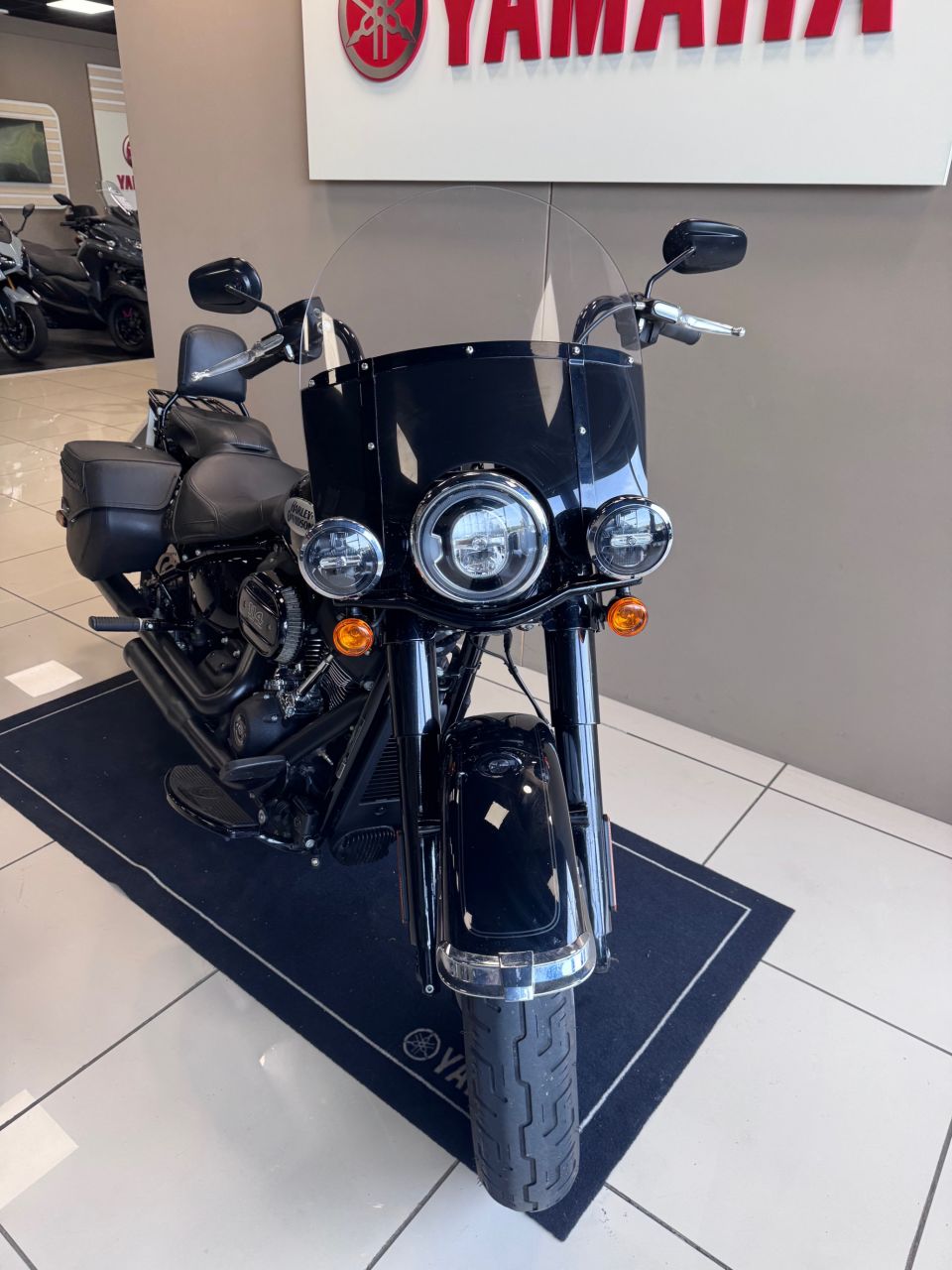 HARLEY-DAVIDSON SOFTAIL HERITAGE 1868 CLASSIC 4