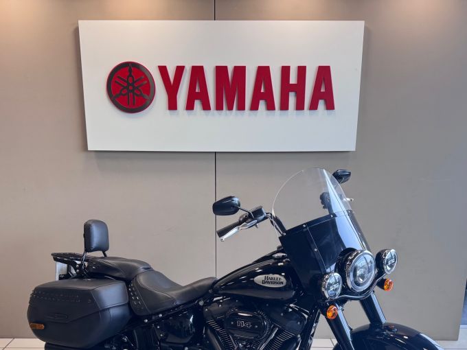 HARLEY-DAVIDSON SOFTAIL HERITAGE 1870 CLASSIC FLHC 114 4