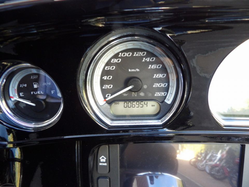 HARLEY-DAVIDSON TOURING ELECTRA GLIDE 1745 ULTRA LIMITED 4