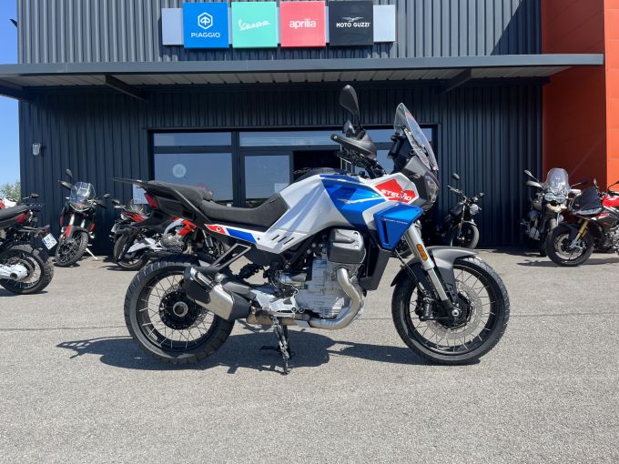 MOTO GUZZI STELVIO 4