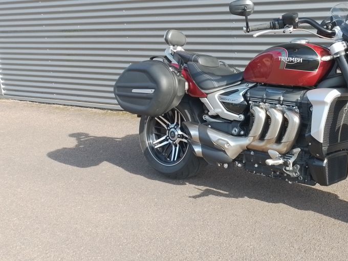 TRIUMPH ROCKET 3 GT 4