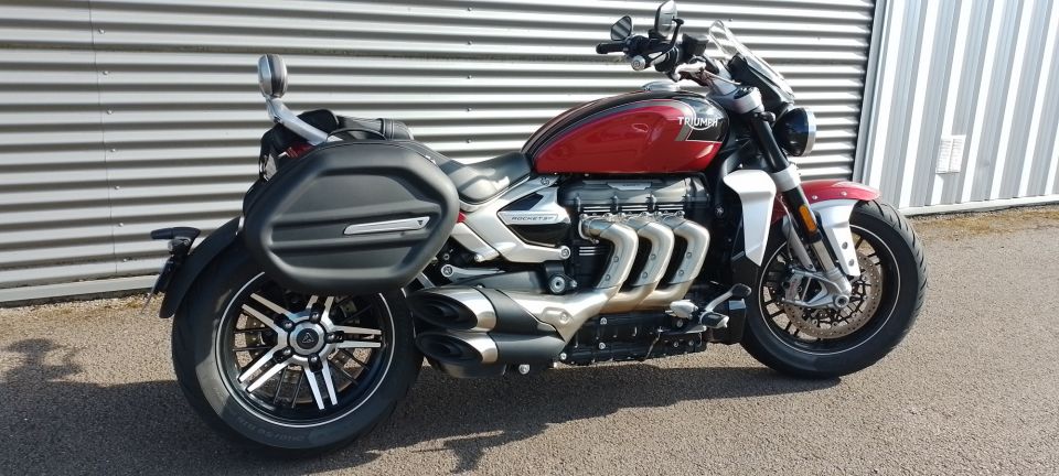 TRIUMPH ROCKET 3 GT 4