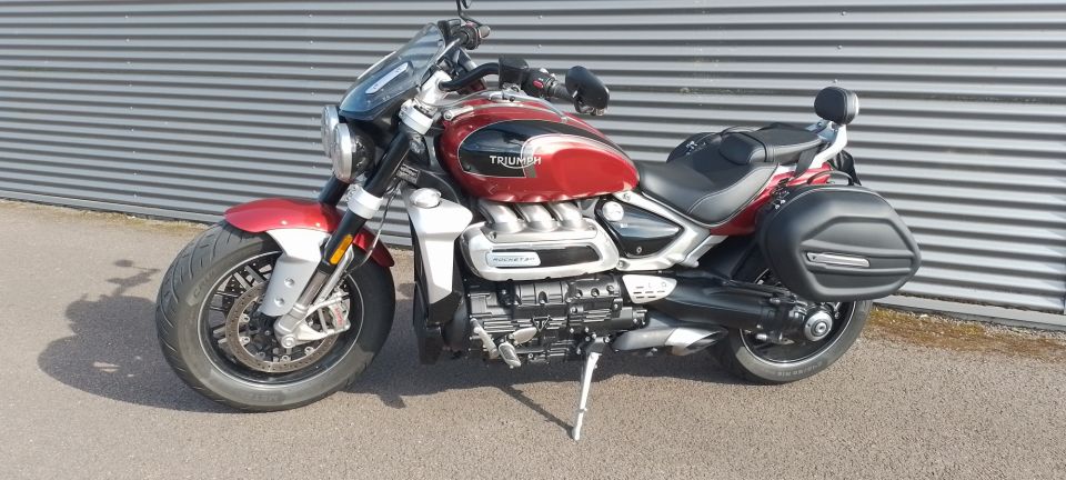 TRIUMPH ROCKET 3 GT 4