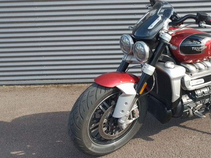 TRIUMPH ROCKET 3 GT 4
