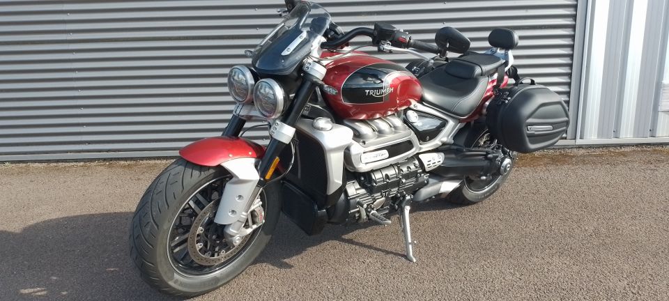 TRIUMPH ROCKET 3 GT 4