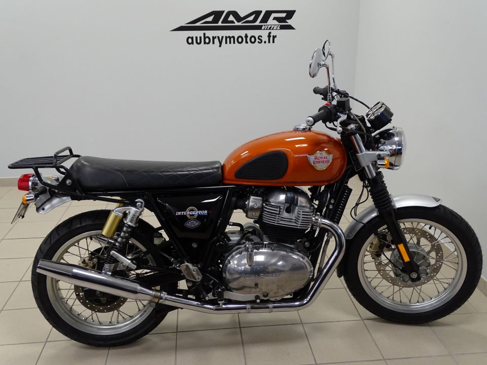 ROYAL ENFIELD INTERCEPTOR 4