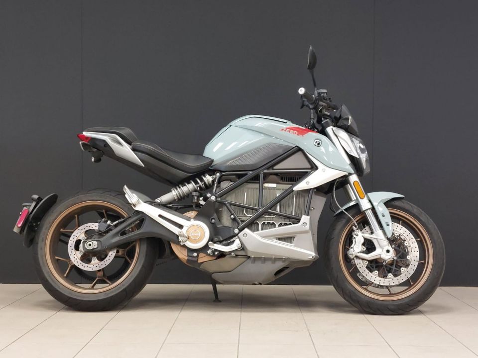 ZERO MOTORCYCLES ZERO MOTORCYCLES SR/F 4