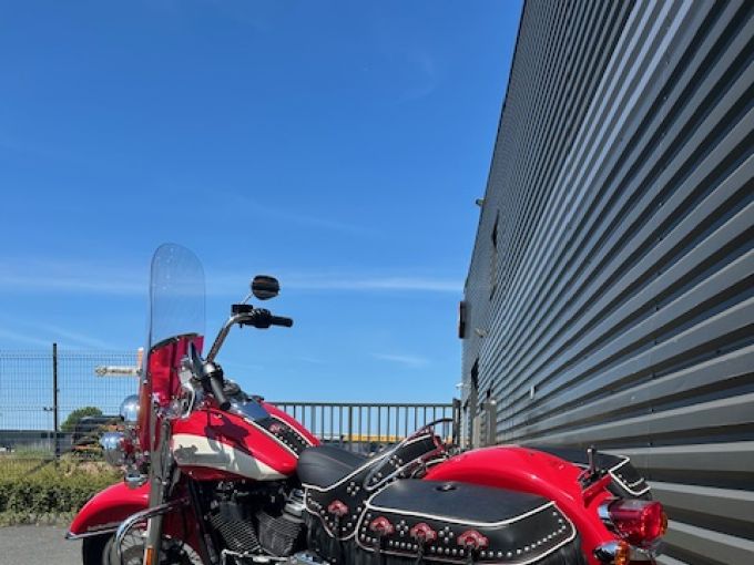 HARLEY-DAVIDSON HYDRA-GLIDE REVIVAL 1868 4