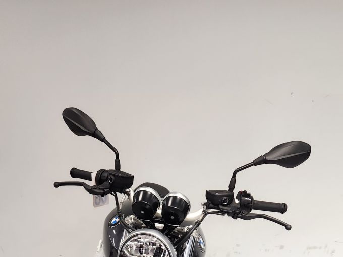 BMW R NineT PURE 4