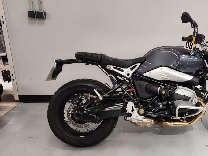 BMW R NineT PURE 4