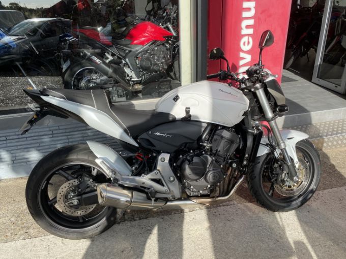 HONDA CB 600 F HORNET 4