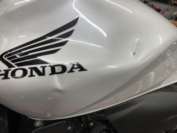 HONDA CB 600 F HORNET 4