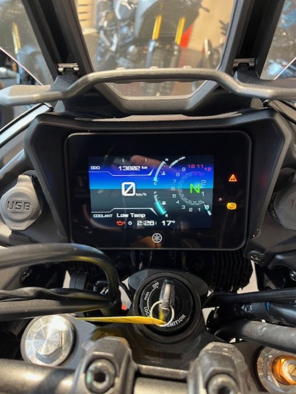 YAMAHA TRACER 7 35KW 4