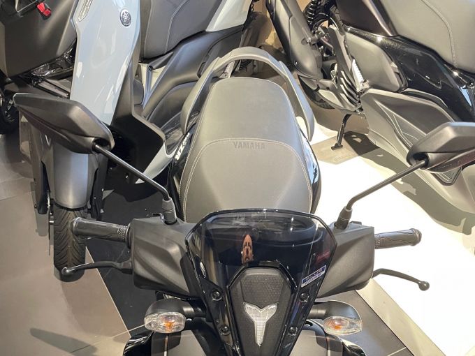 YAMAHA RayZR 125 4