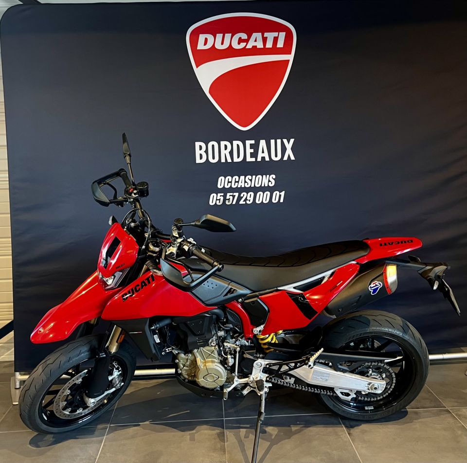 DUCATI HYPERMOTARD 4