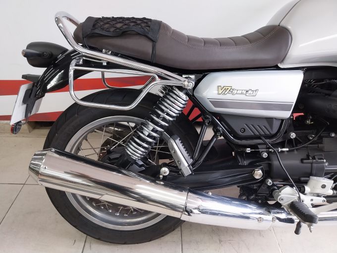 MOTO GUZZI V7 SPECIAL IV 4