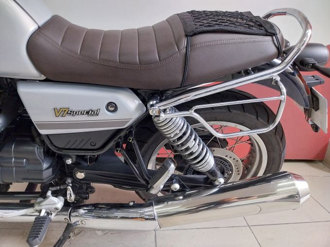 MOTO GUZZI V7 SPECIAL IV 4