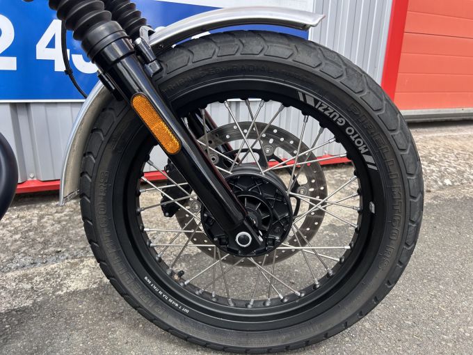 MOTO GUZZI V7 III ROUGH 750 4