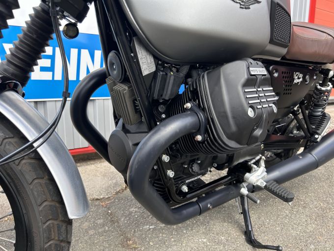 MOTO GUZZI V7 III ROUGH 750 4