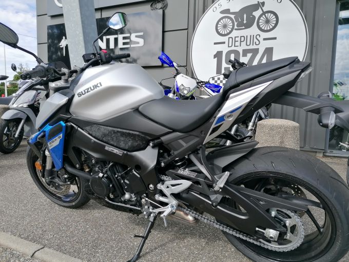 SUZUKI GSX-S 950 A2 4