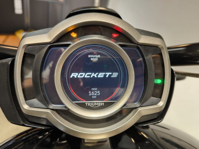 TRIUMPH ROCKET 3 R STORM 4