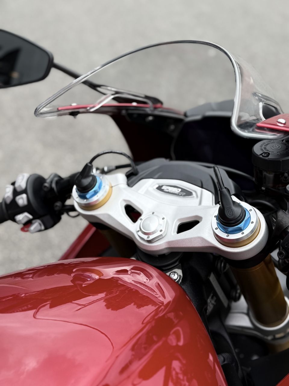 TRIUMPH SPEED TRIPLE 1200 RR 4