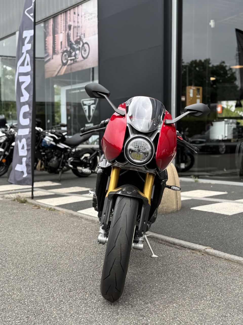 TRIUMPH SPEED TRIPLE 1200 RR 4