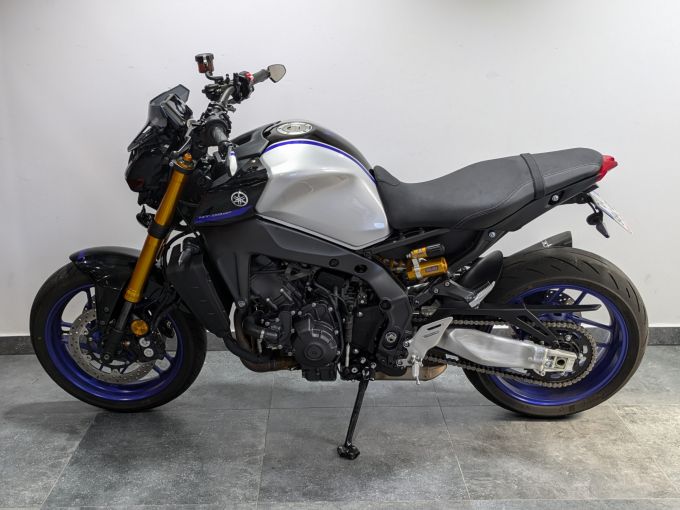 YAMAHA MT-09 SP 4