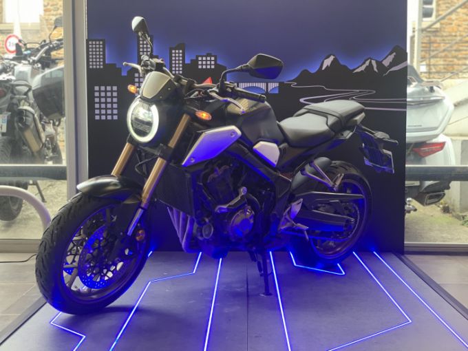 HONDA CB650R Neo Sports Café 4