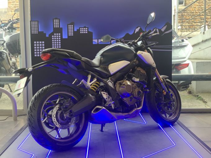 HONDA CB650R Neo Sports Café 4