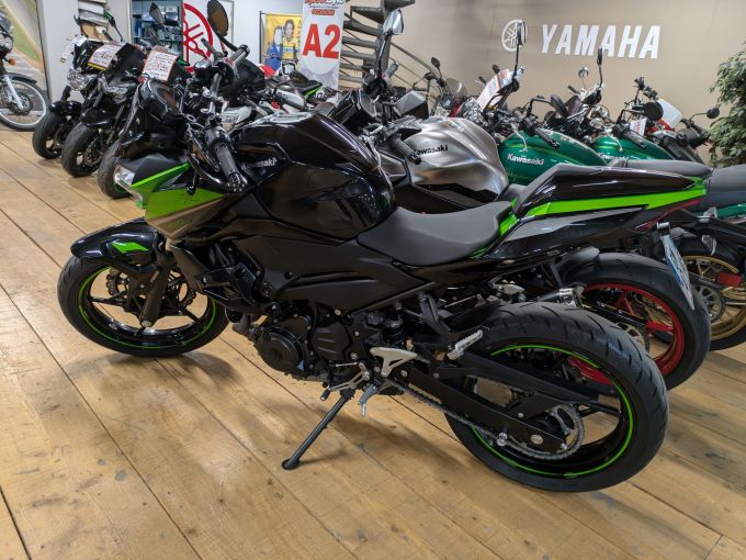KAWASAKI Z 400 J 4