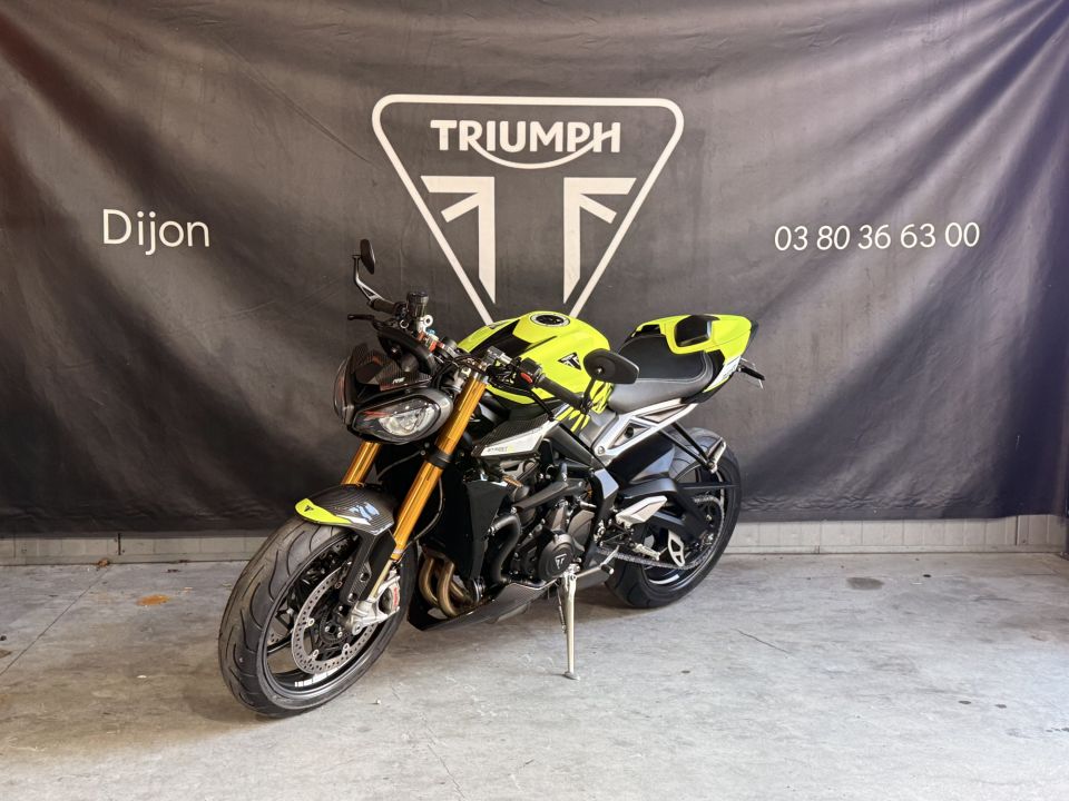 TRIUMPH STREET TRIPLE 765 RS 4