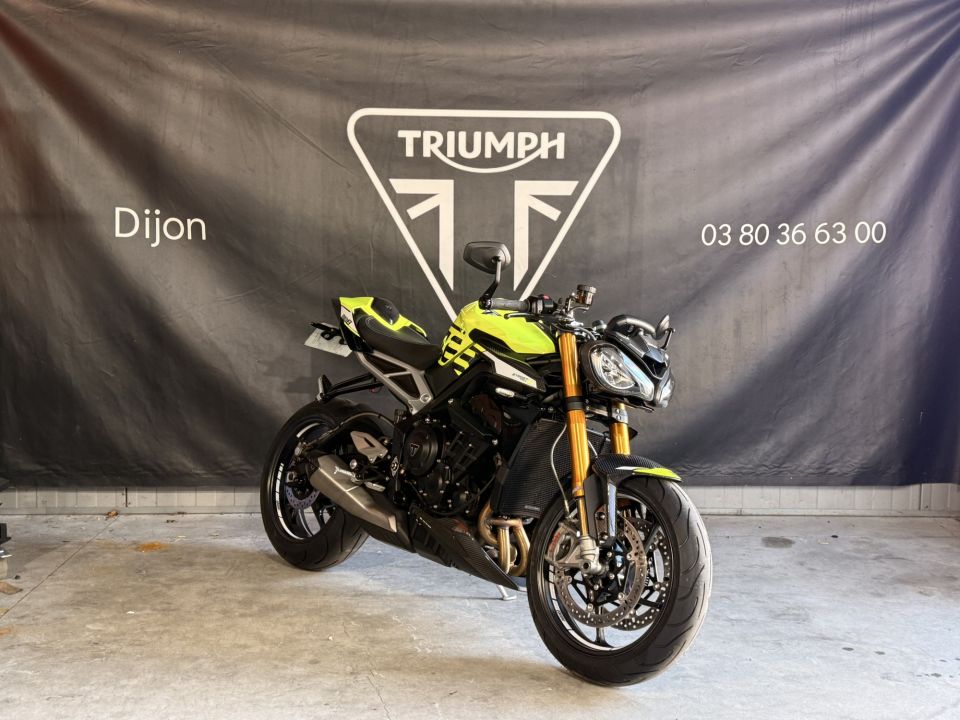 TRIUMPH STREET TRIPLE 765 RS 4