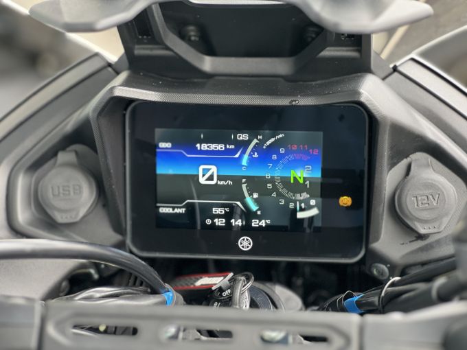 YAMAHA TRACER 7 4