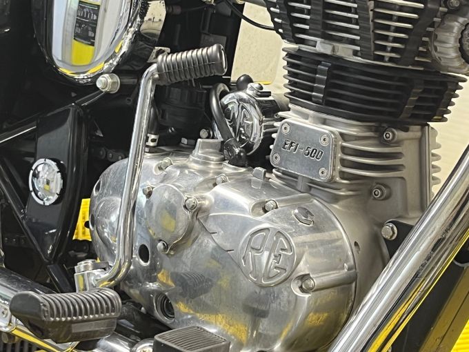 ROYAL ENFIELD CLASSIC CHROME 4