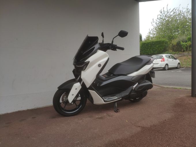 YAMAHA NMAX 125 4