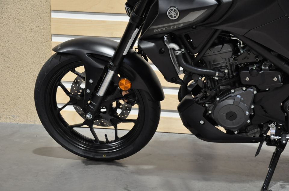 YAMAHA MT-03 300 4