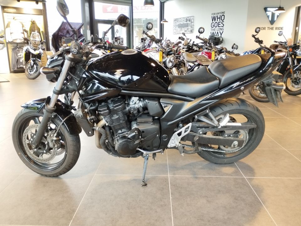 SUZUKI GSF 650 N BANDIT 4