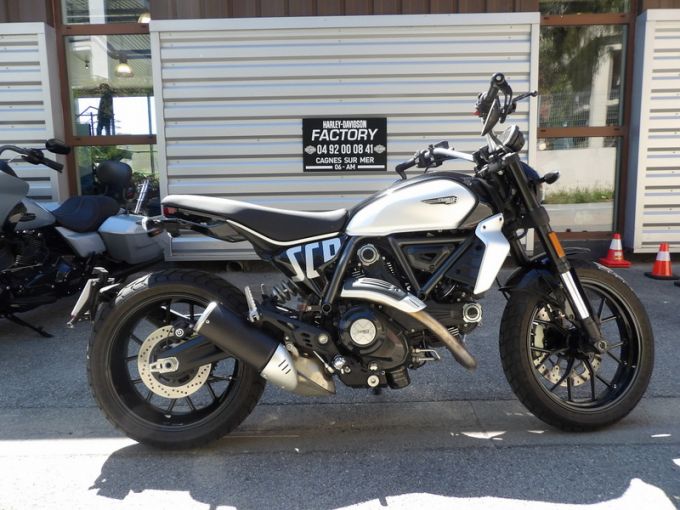 DUCATI SCRAMBLER 4