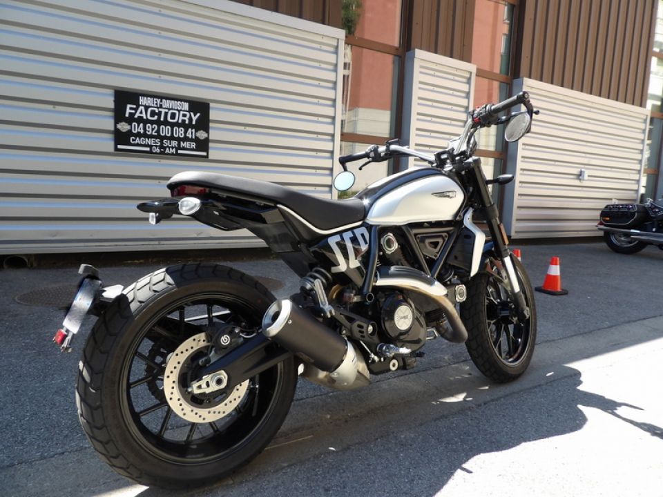 DUCATI SCRAMBLER 4