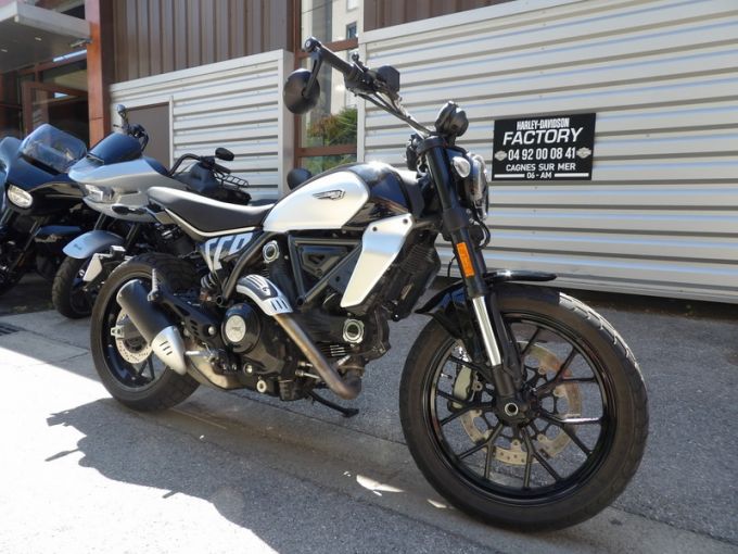 DUCATI SCRAMBLER 4