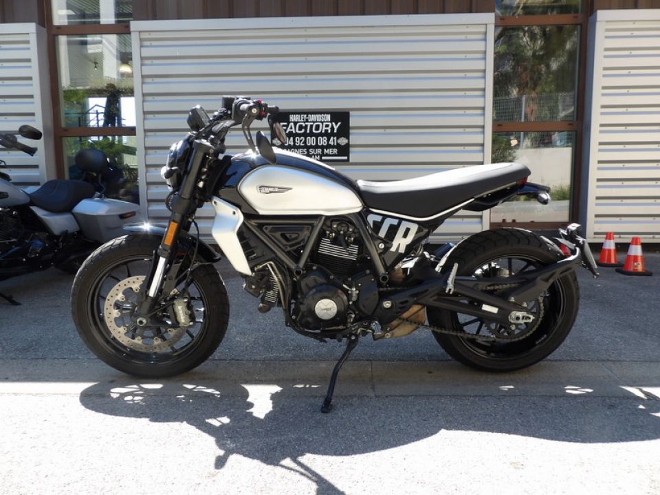 DUCATI SCRAMBLER 4