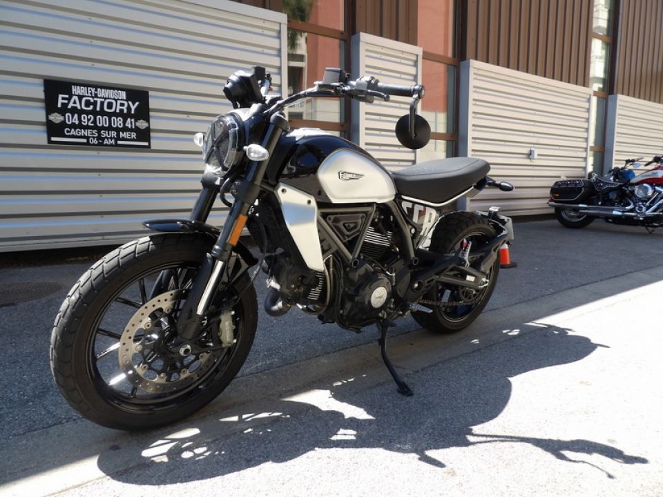 DUCATI SCRAMBLER 4