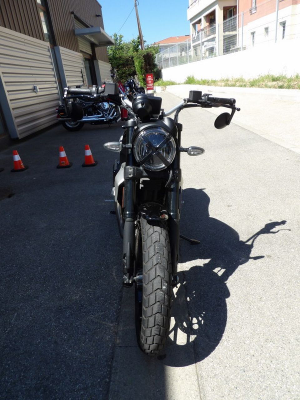 DUCATI SCRAMBLER 4