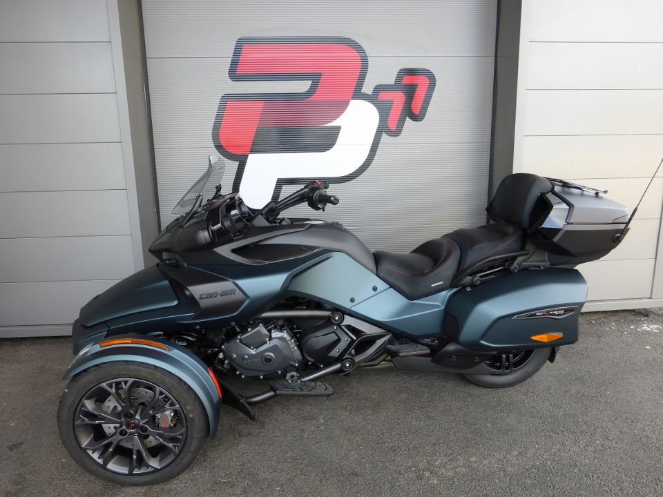 CAN-AM SPYDER F3 LIMITED SPECIAL SERIES 2023 4