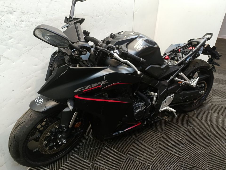 HONDA CBR 650  R 4