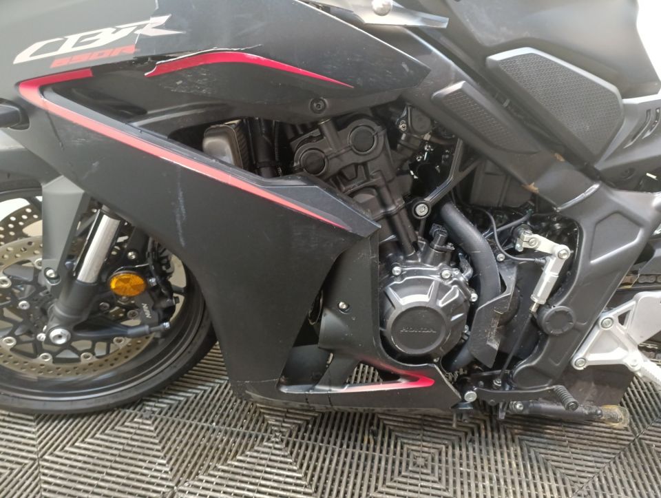 HONDA CBR 650  R 4