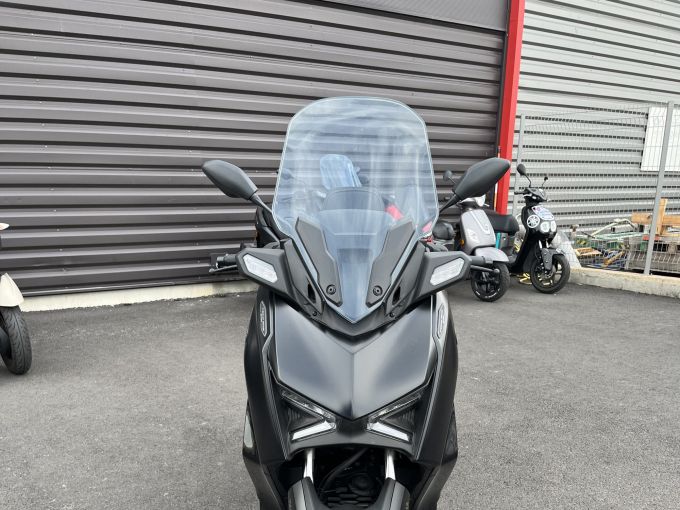 YAMAHA XMAX 125 TECH MAX 4