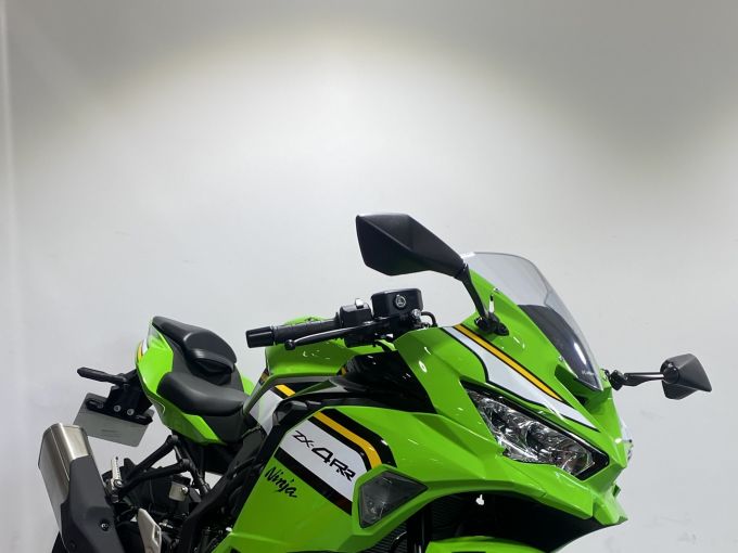 KAWASAKI ZXR-4 4